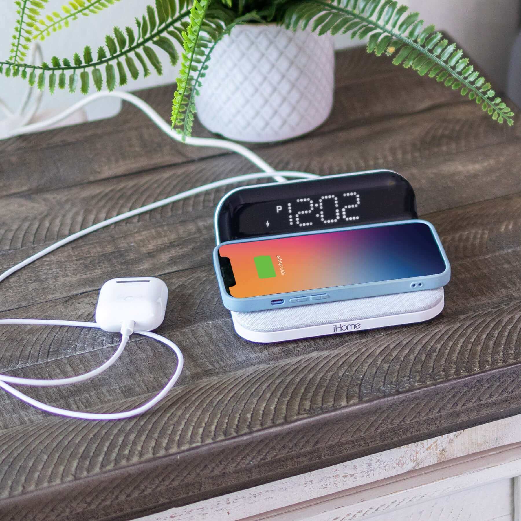 Wireless Charger with Digital Alarm Clock and USB Charging (iW18W) - ihomedotcom